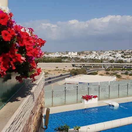 Coral Muscat Hotel And Apartments Luaran gambar