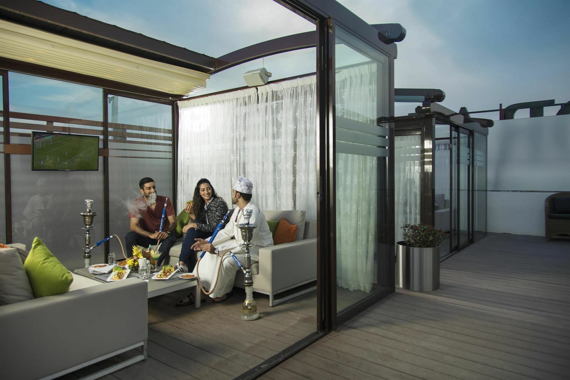 Coral Muscat Hotel And Apartments Luaran gambar