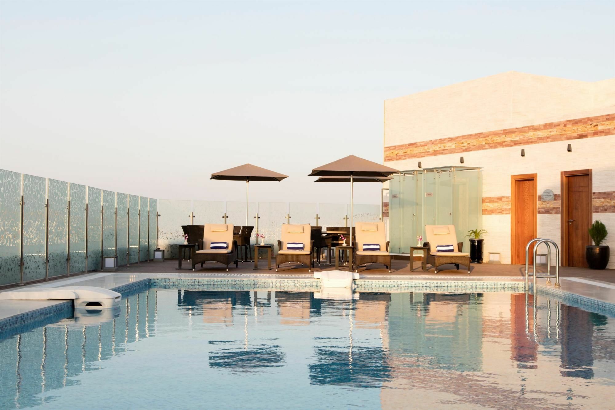 Coral Muscat Hotel And Apartments Luaran gambar