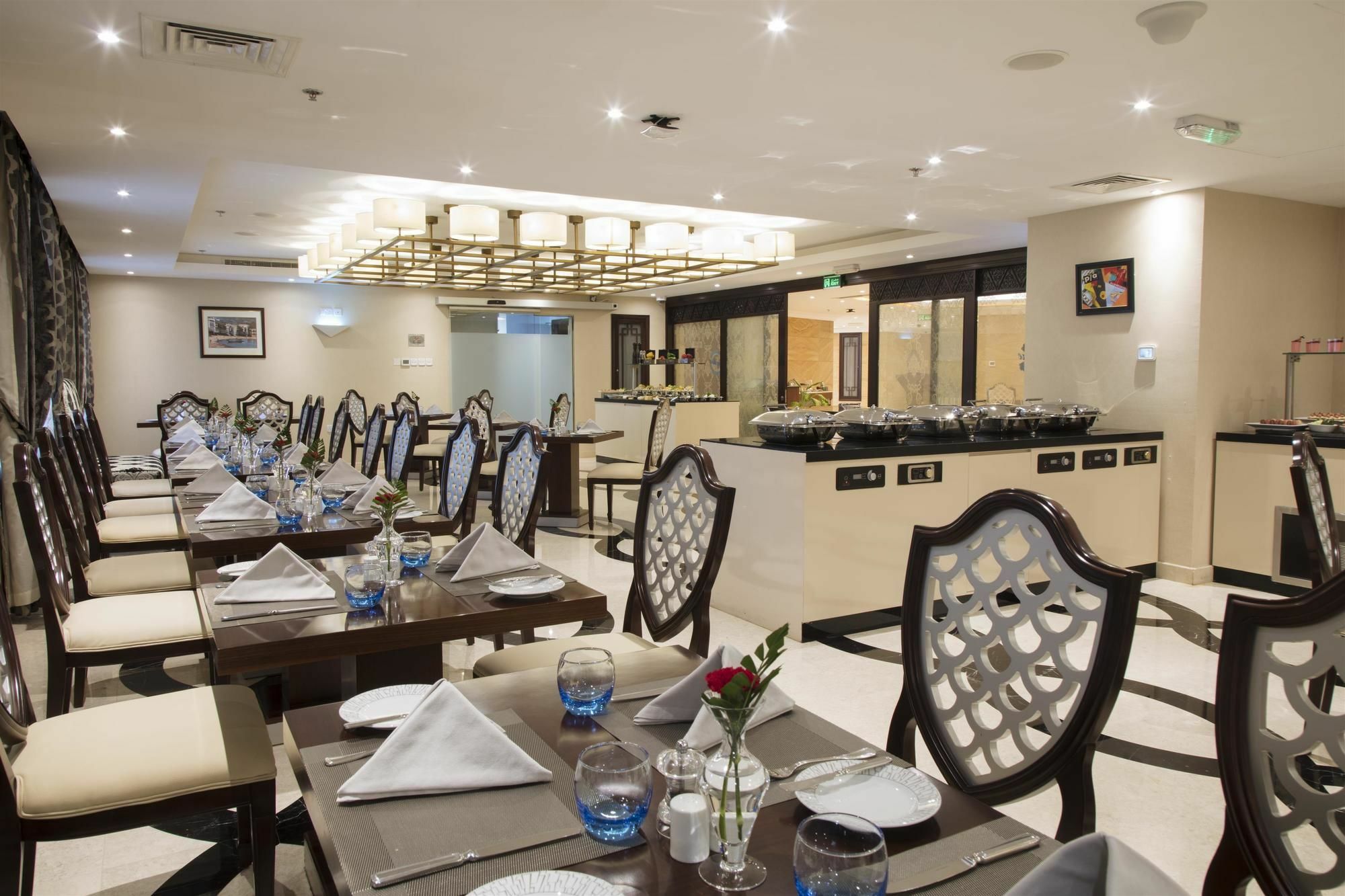 Coral Muscat Hotel And Apartments Luaran gambar