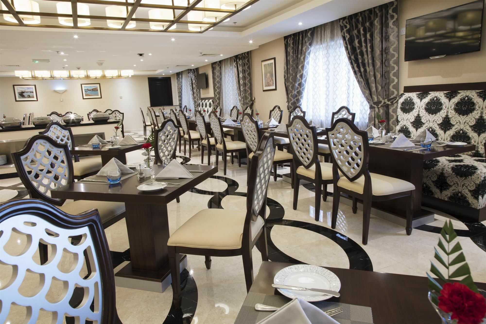 Coral Muscat Hotel And Apartments Luaran gambar