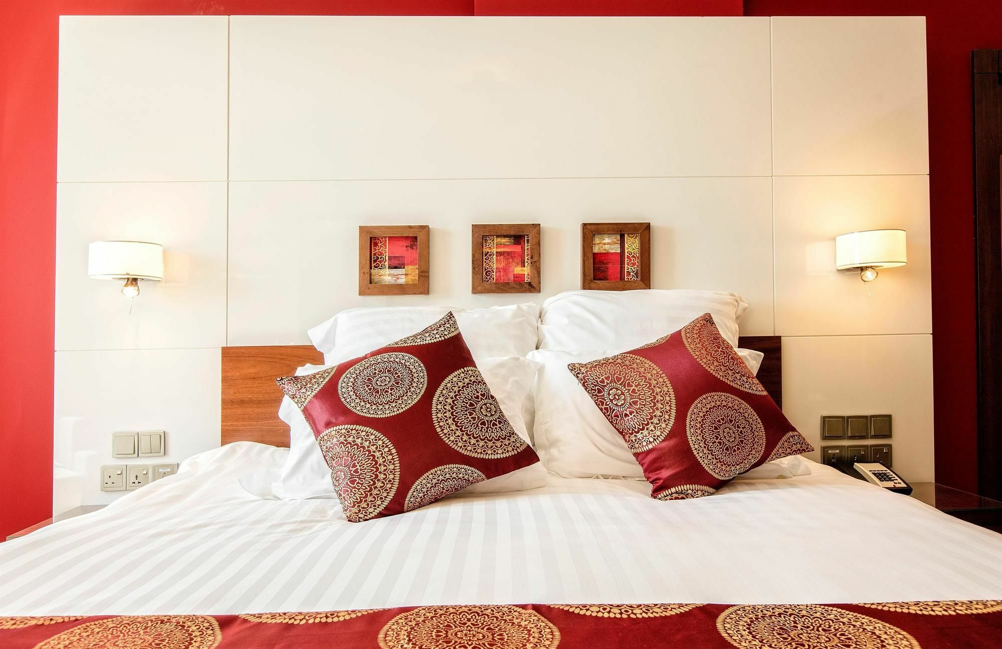 Coral Muscat Hotel And Apartments Luaran gambar