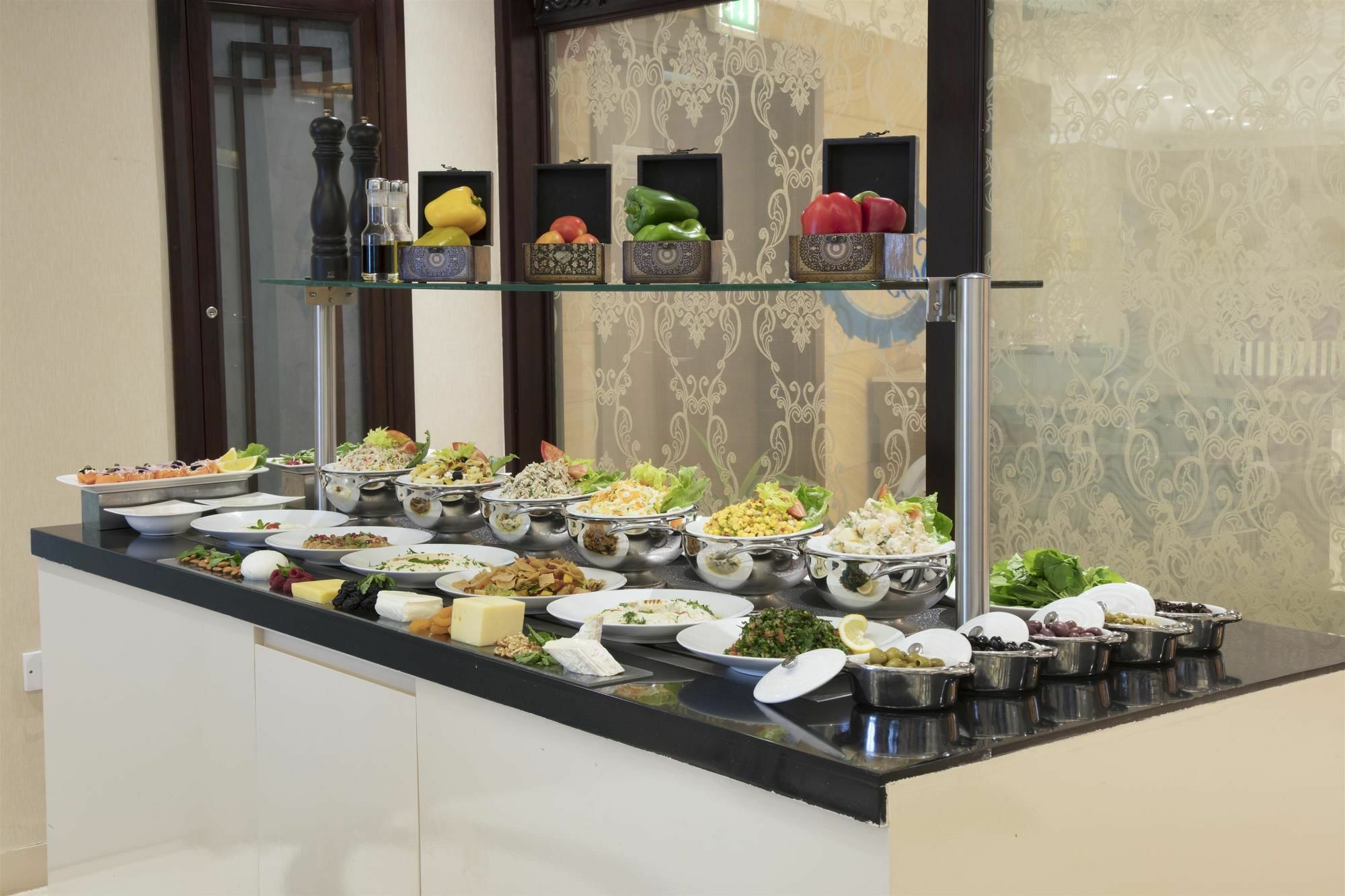 Coral Muscat Hotel And Apartments Luaran gambar