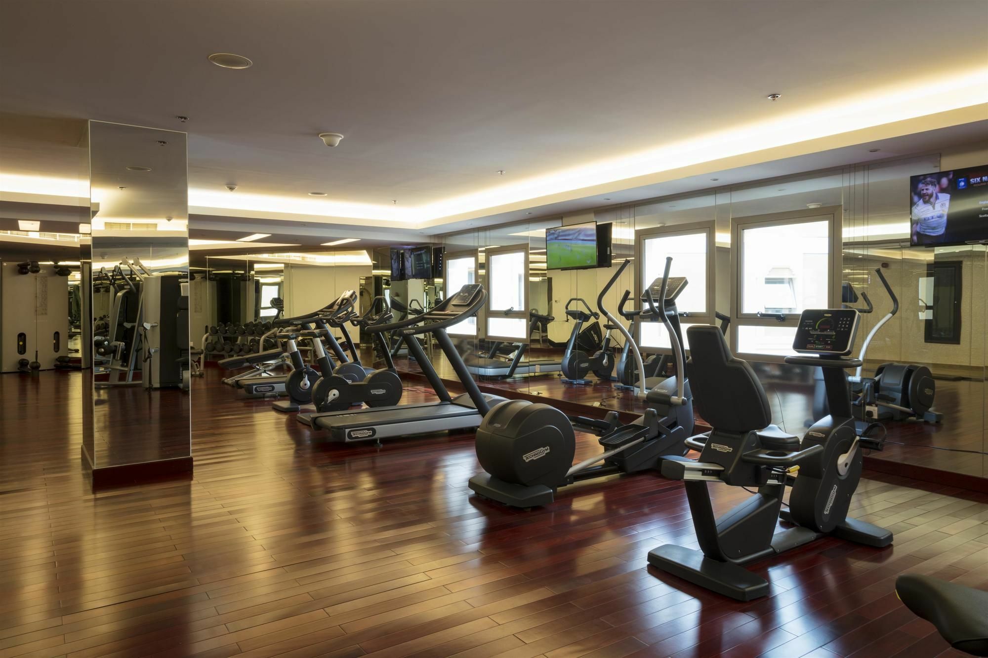 Coral Muscat Hotel And Apartments Luaran gambar